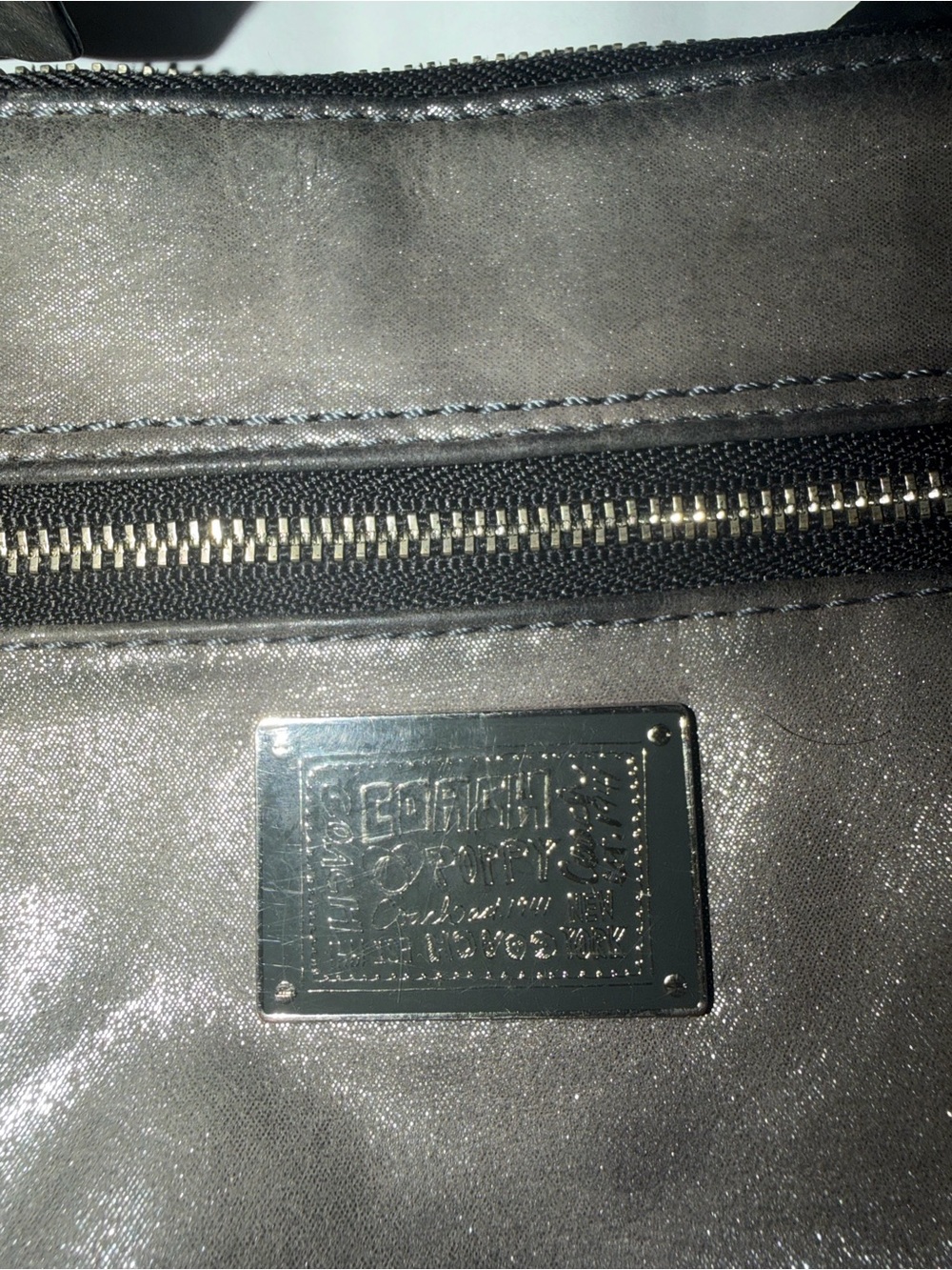 Coach Poppy Hippie Metallic Silver Leather crossbody bag Y2K poppy - Picture 9 of 13